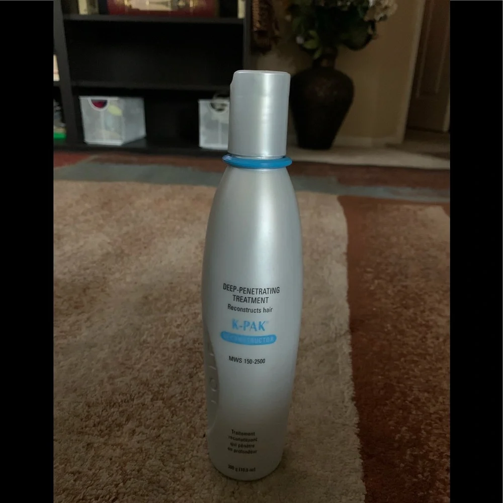 New Joico Deep-Penetrating Treatment Reconstructs Hair 10.5 oz